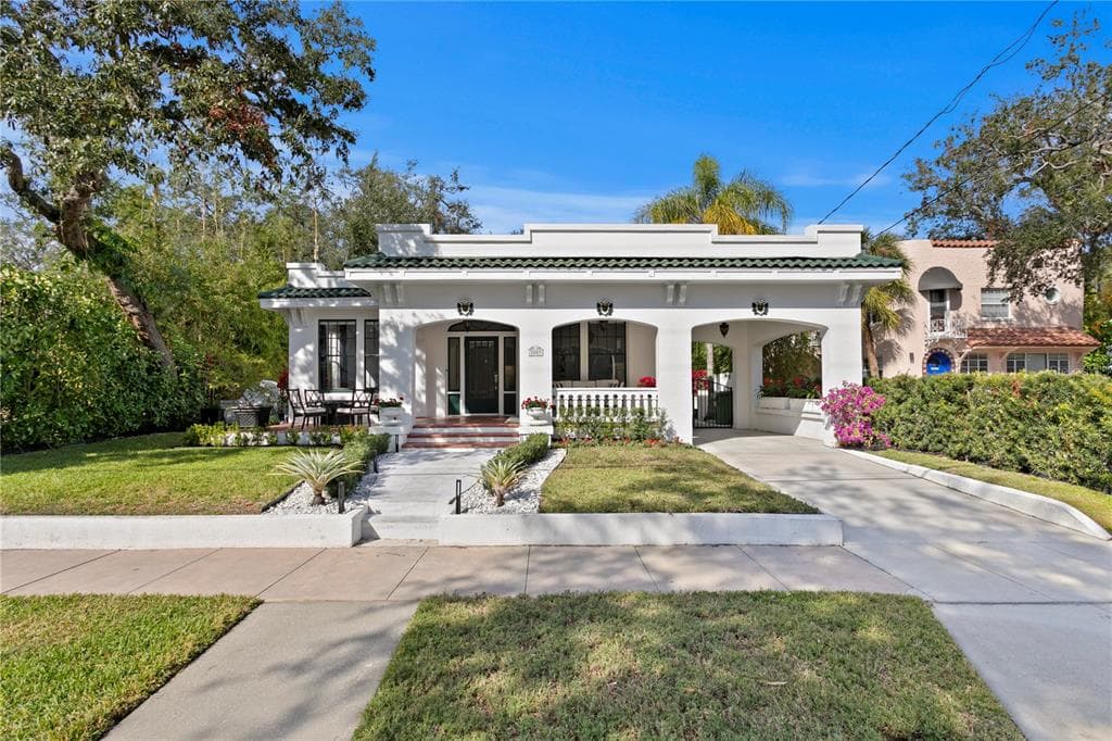 2003 W DEKLE AVENUE TAMPA, FL 33606