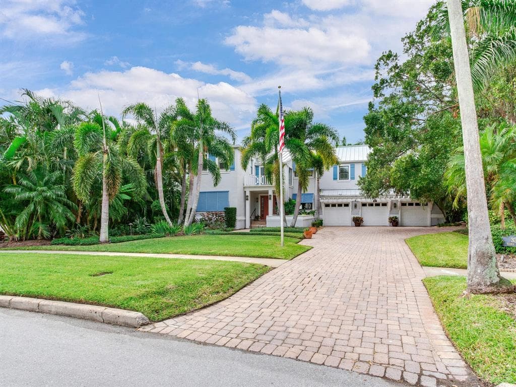 334 BLANCA AVENUE TAMPA, FL 33606
