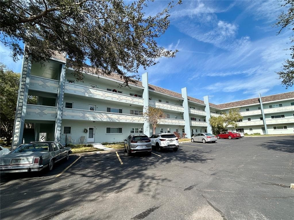 2254 NORWEGIAN DRIVE UNIT 2 CLEARWATER, FL 33763