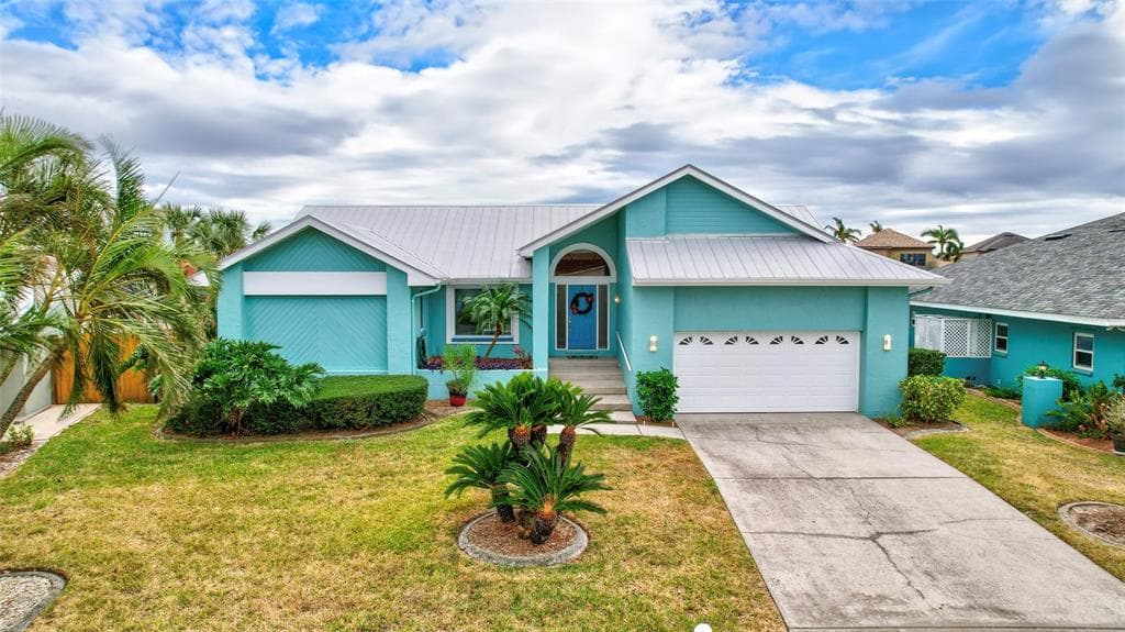 6321 COCOA LANE APOLLO BEACH, FL 33572