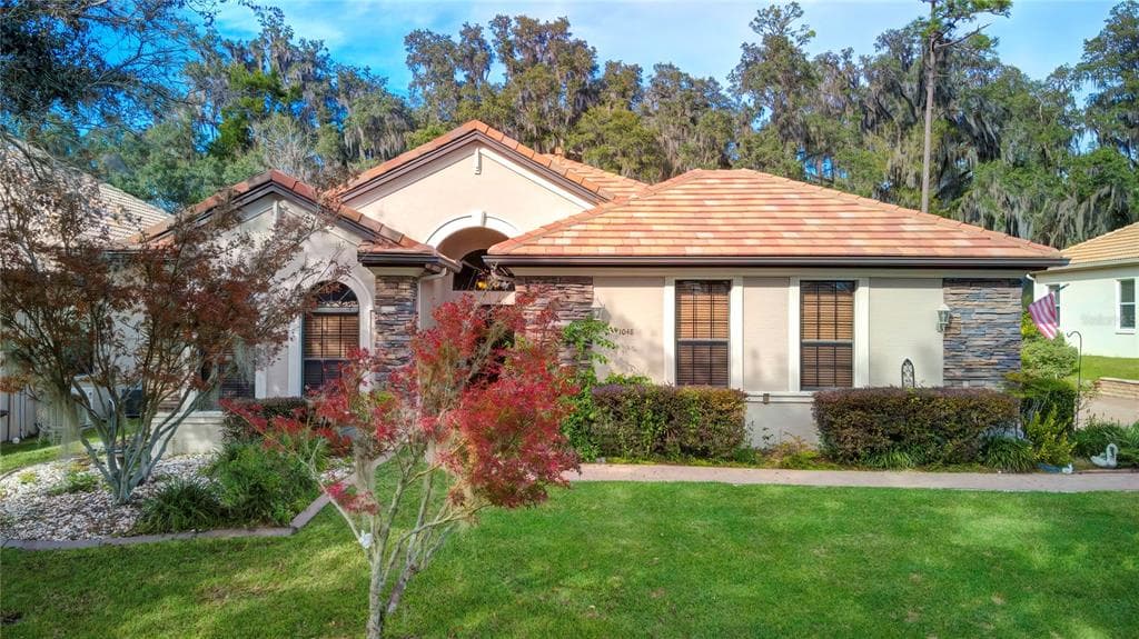 1048 W BEAGLE RUN LOOP HERNANDO, FL 34442