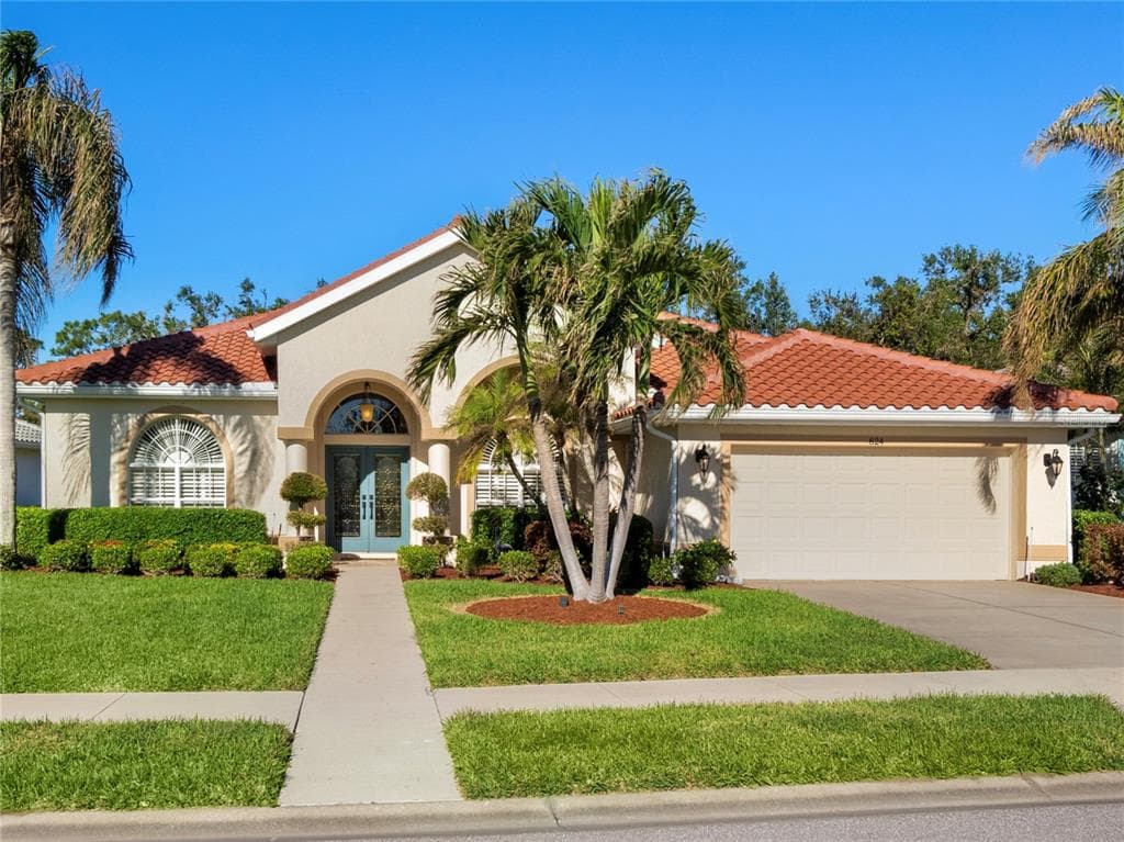 824 BLUE CRANE DRIVE VENICE, FL 34285