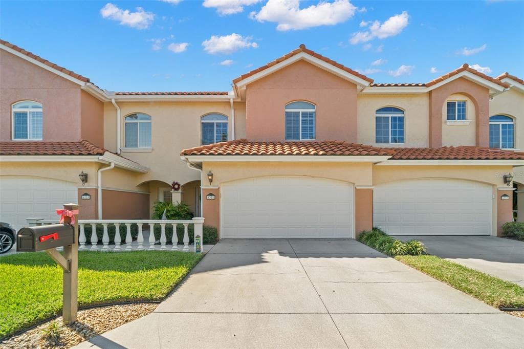 6321 VISTA VERDE DRIVE E ST PETERSBURG, FL 33707
