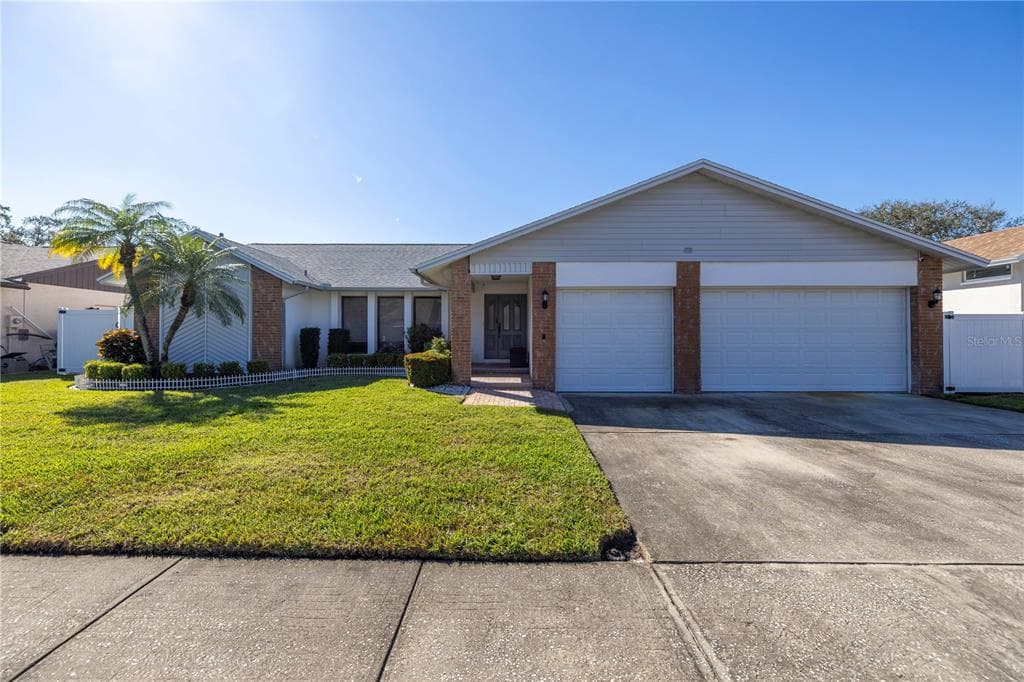 11600 TRADEWINDS BOULEVARD LARGO, FL 33773