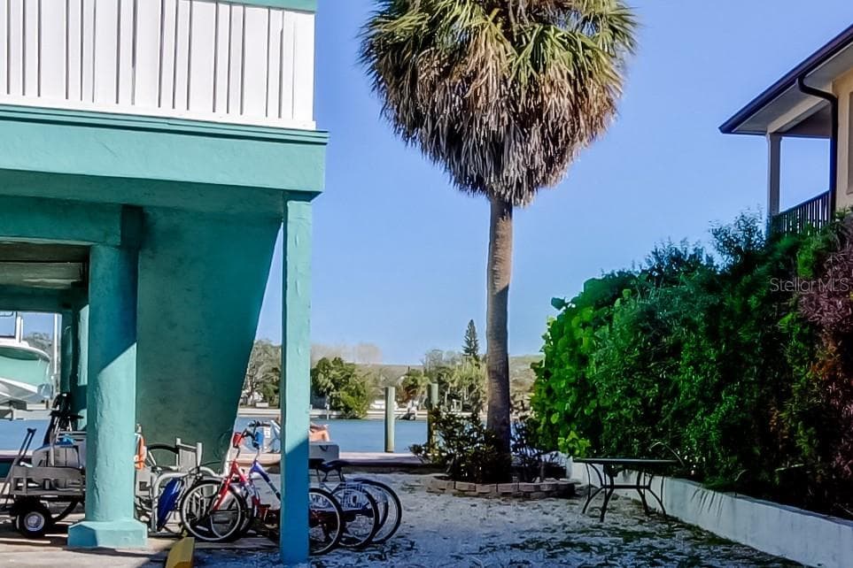 141 94TH AVENUE TREASURE ISLAND, FL 33706