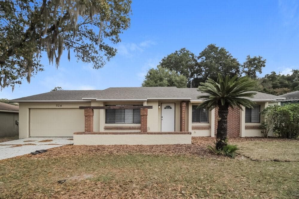 526 EASTPORT DRIVE LONGWOOD, FL 32750