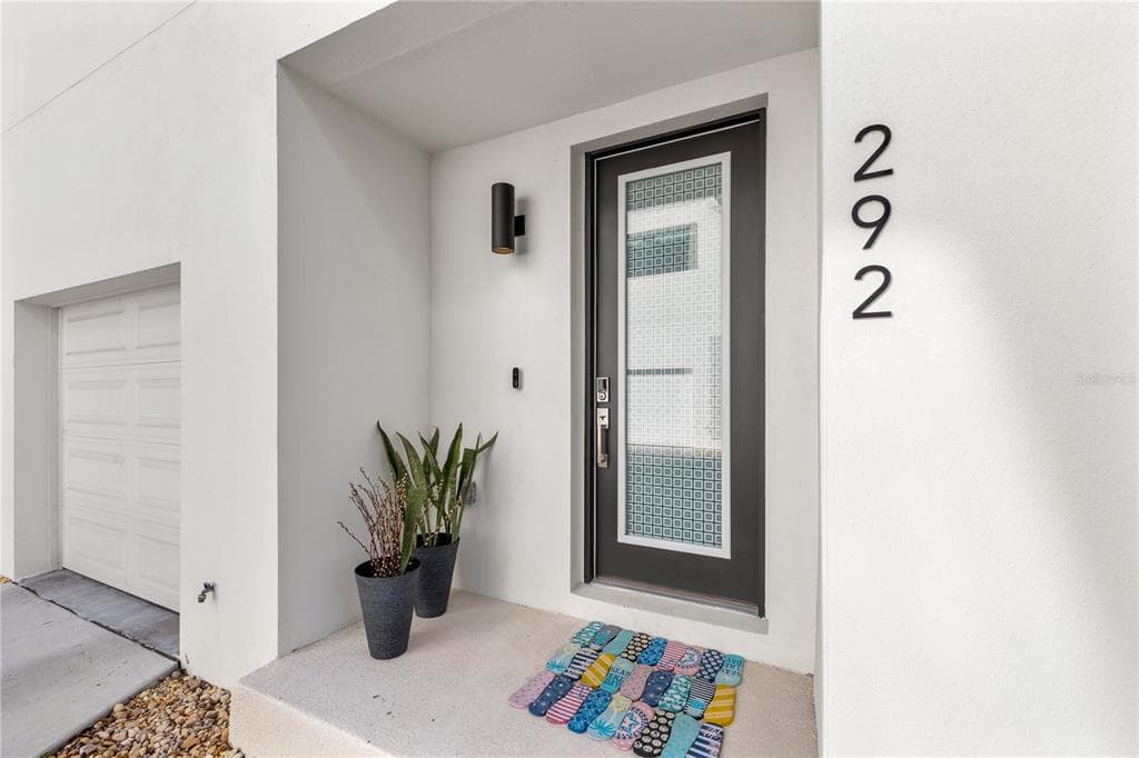 292 15TH STREET N ST PETERSBURG, FL 33705