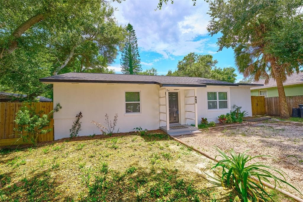 549 WOODLAWN STREET CLEARWATER, FL 33756
