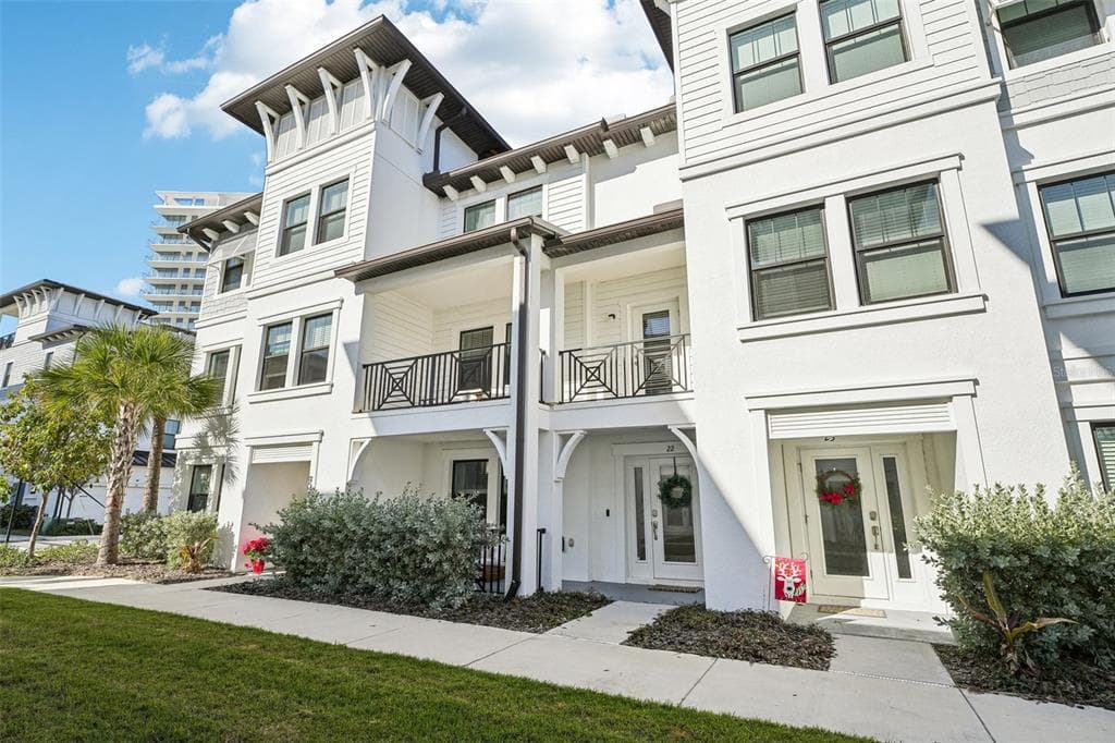 5351 BRIDGE STREET UNIT 22 TAMPA, FL 33611