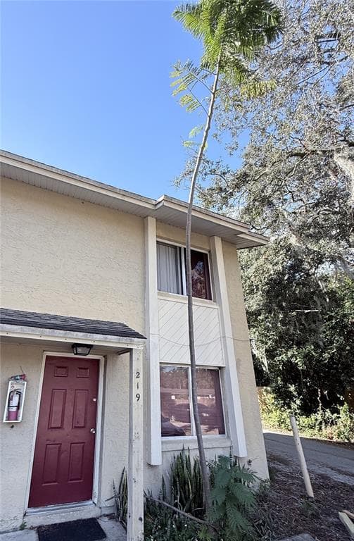 219 S MOSS ROAD WINTER SPRINGS, FL 32708