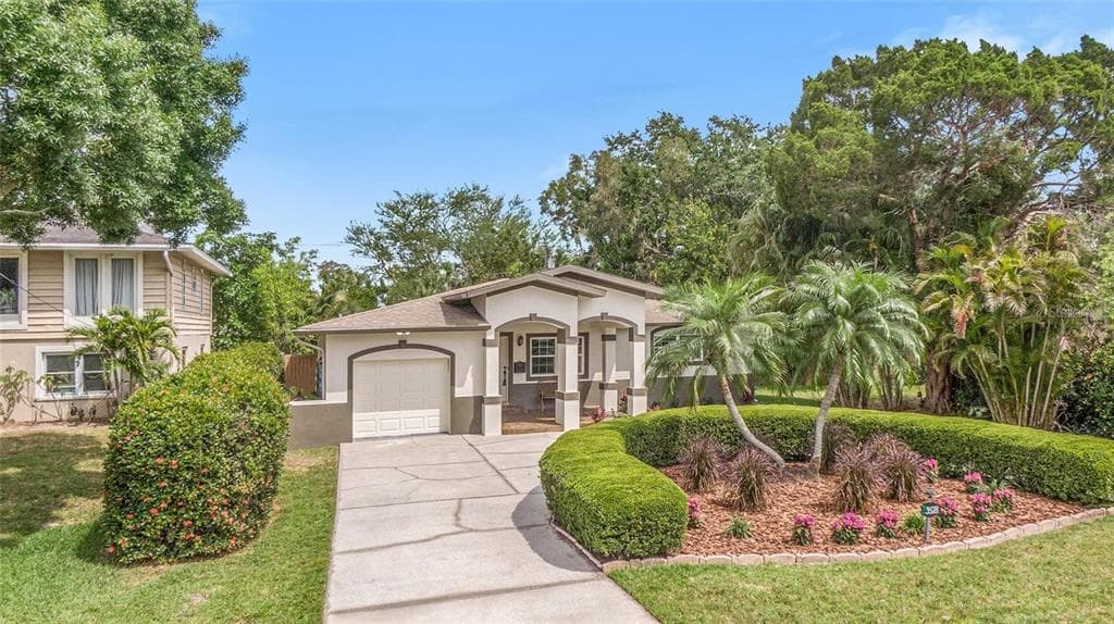 3518 BAYSHORE BOULEVARD NE ST PETERSBURG, FL 33703