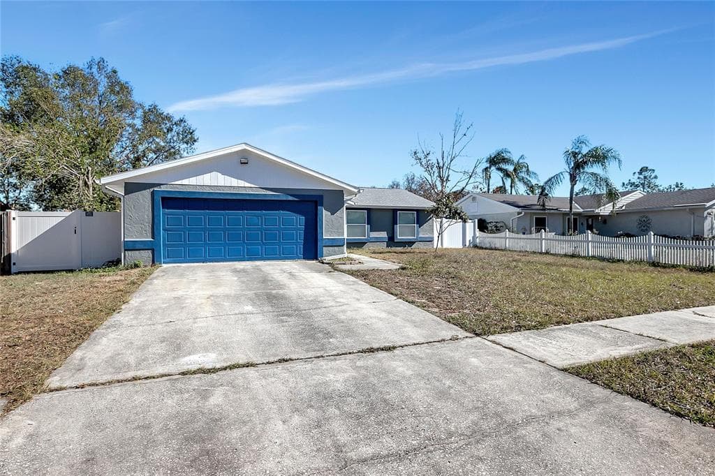 1407 PINEY BRANCH CIRCLE VALRICO, FL 33594