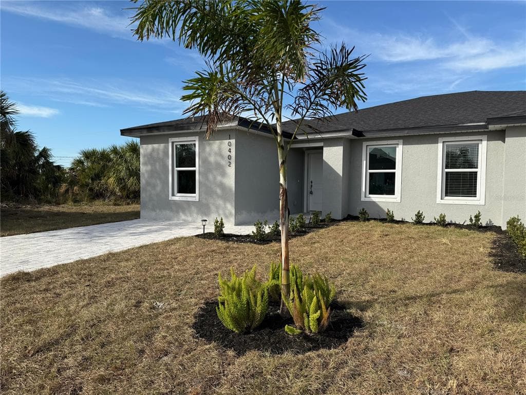 10334 PENDLETON AVENUE ENGLEWOOD, FL 34224