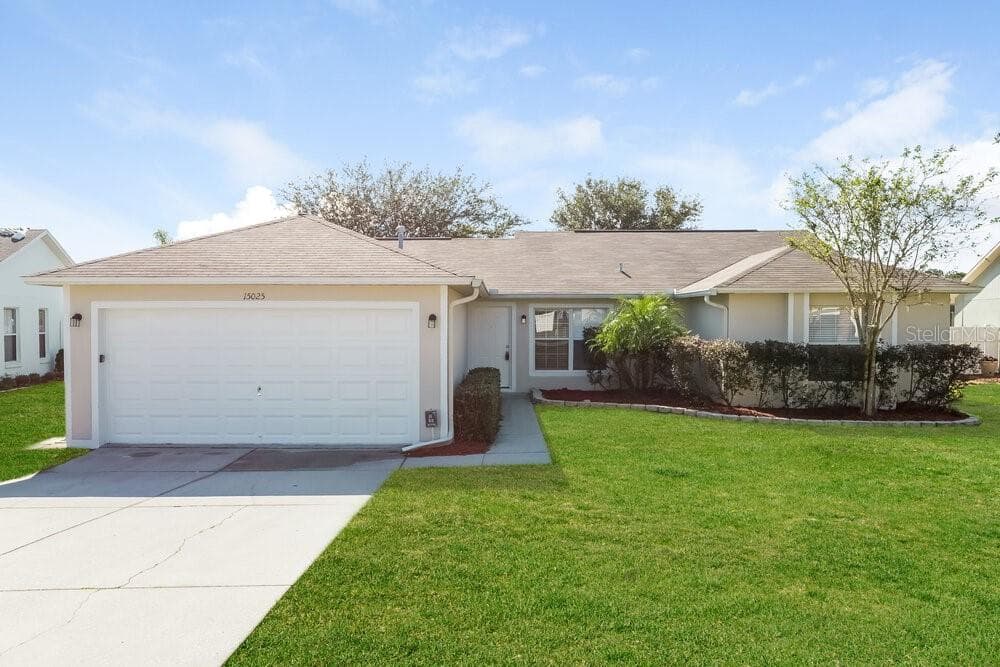 15025 MARGAUX DRIVE CLERMONT, FL 34714