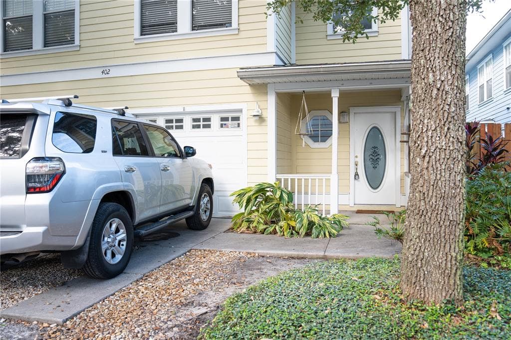 402 S WILLOW AVENUE UNIT B TAMPA, FL 33606