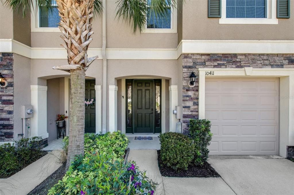10411 BUTTERFLY WING COURT RIVERVIEW, FL 33578