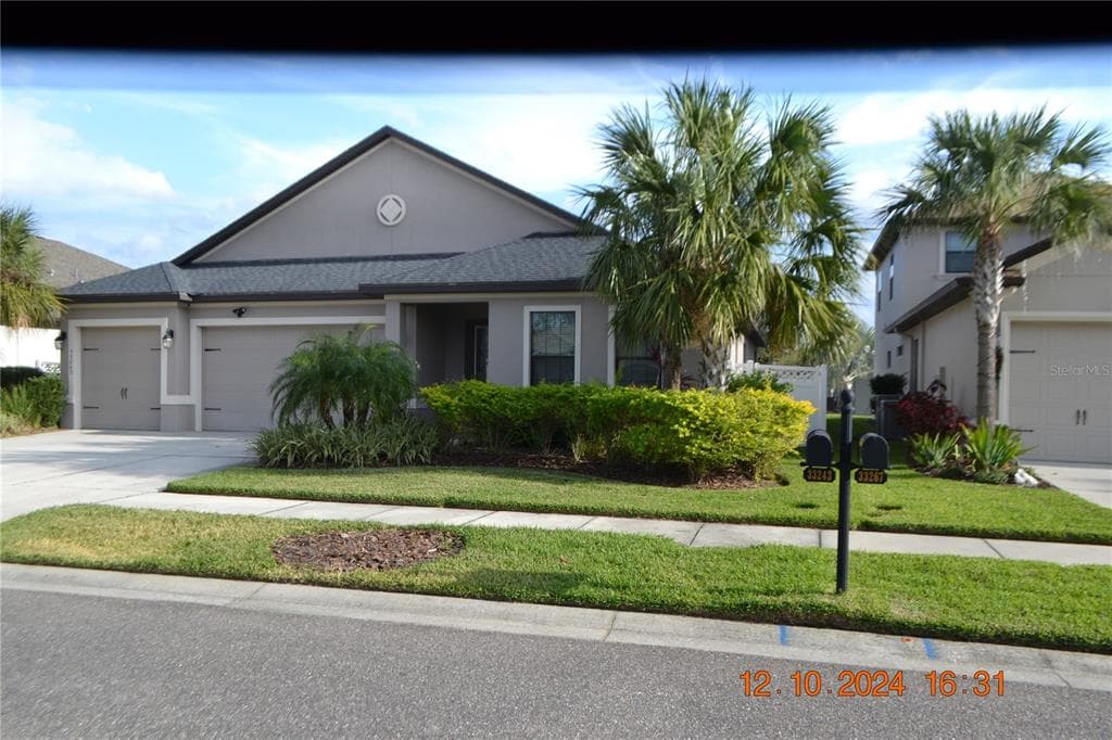 33243 CHASEWOOD CIRCLE WESLEY CHAPEL, FL 33545