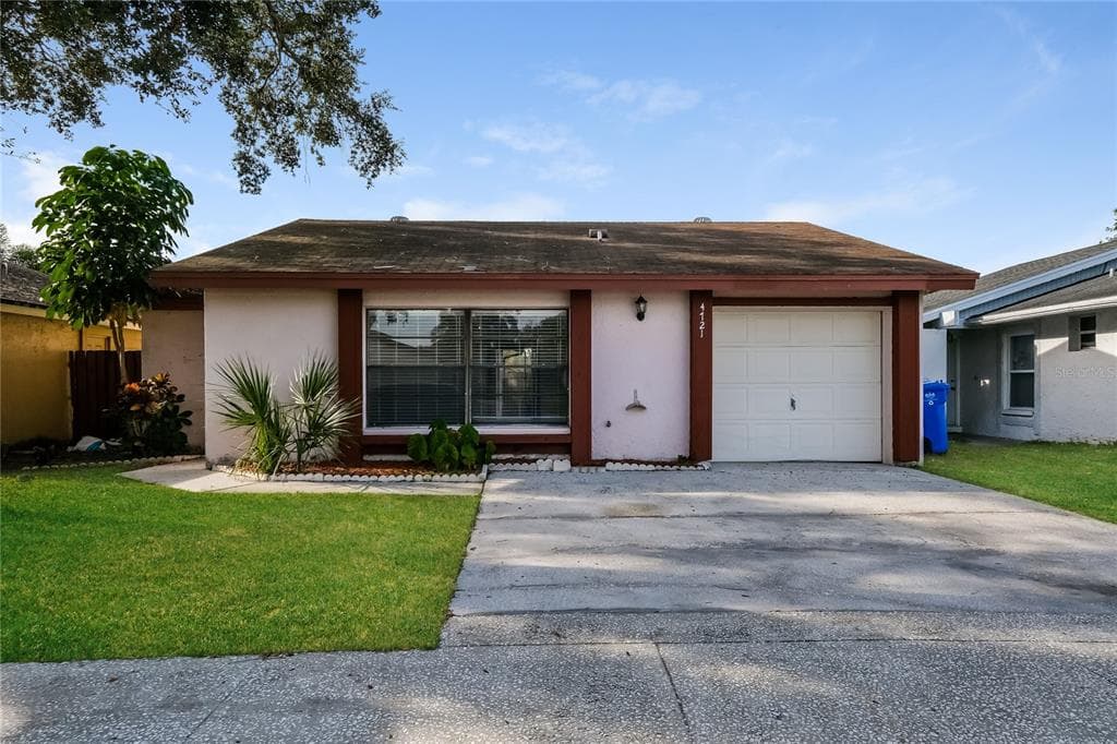 4721 GROVE POINT DRIVE TAMPA, FL 33624