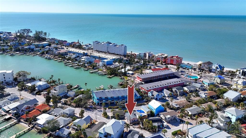 313 BAY PLAZA TREASURE ISLAND, FL 33706