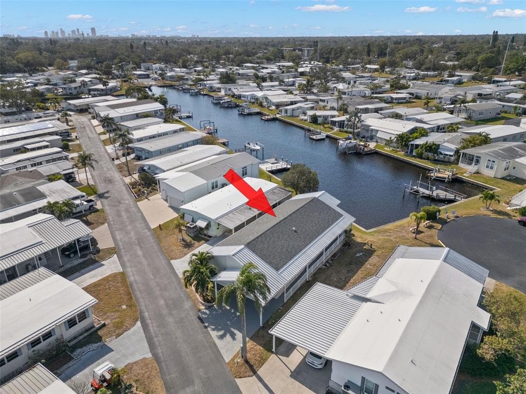 6912 MOUNT QUINCY DRIVE NE UNIT 350 ST PETERSBURG, FL 33702