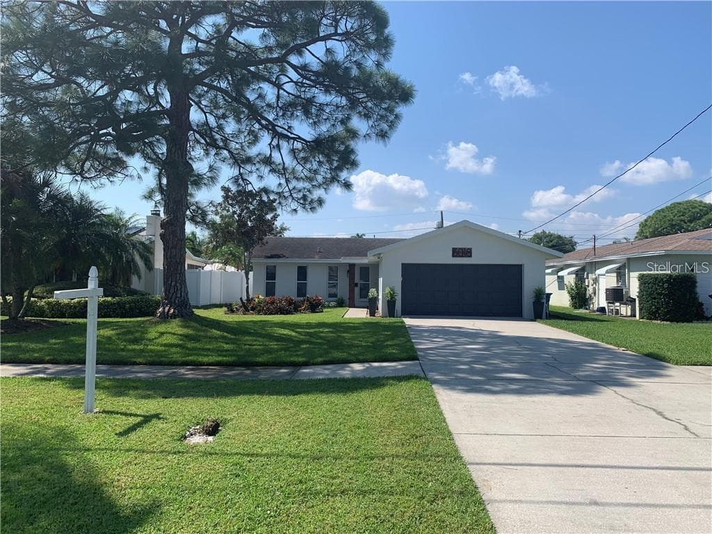 6018 BAYOU GRANDE BOULEVARD NE ST PETERSBURG, FL 33703