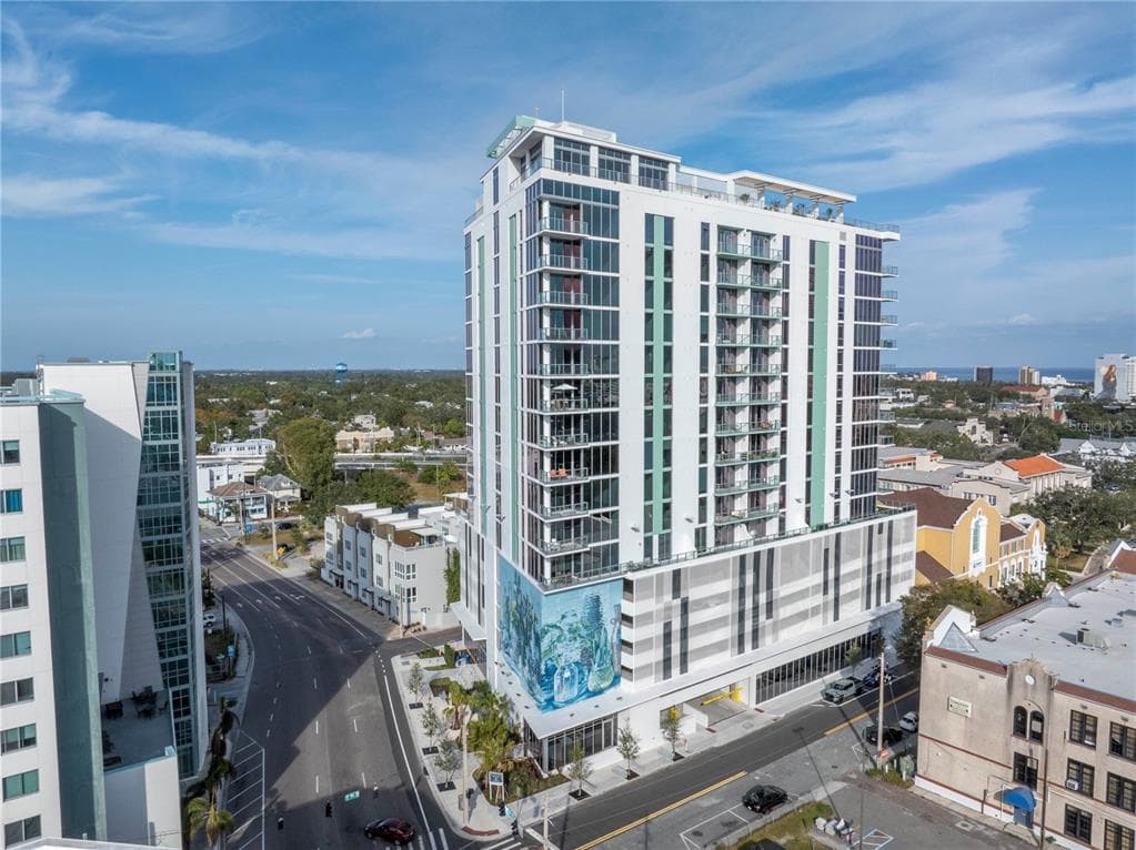 777 3RD AVENUE N UNIT 708 ST PETERSBURG, FL 33701