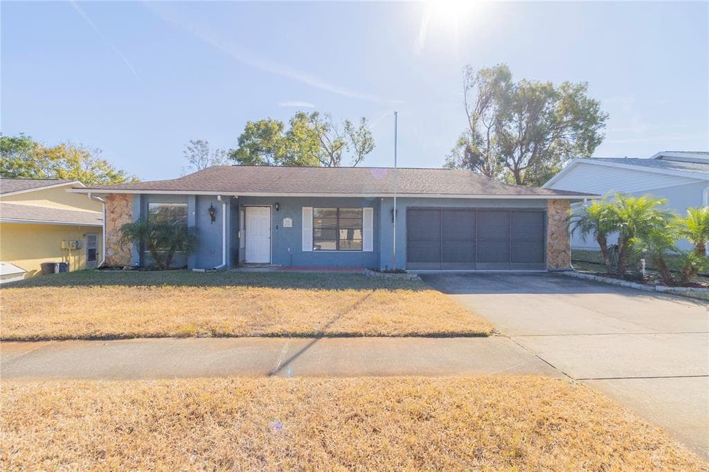 8704 SCHRADER BOULEVARD PORT RICHEY, FL 34668