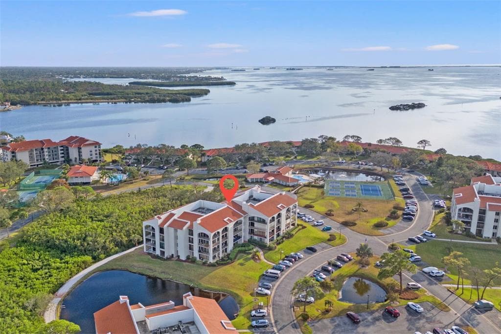 125 MARINER DRIVE UNIT 125 TARPON SPRINGS, FL 34689