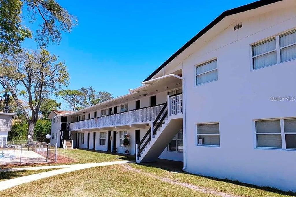1432 PARKWAY DRIVE UNIT 2B MELBOURNE, FL 32935