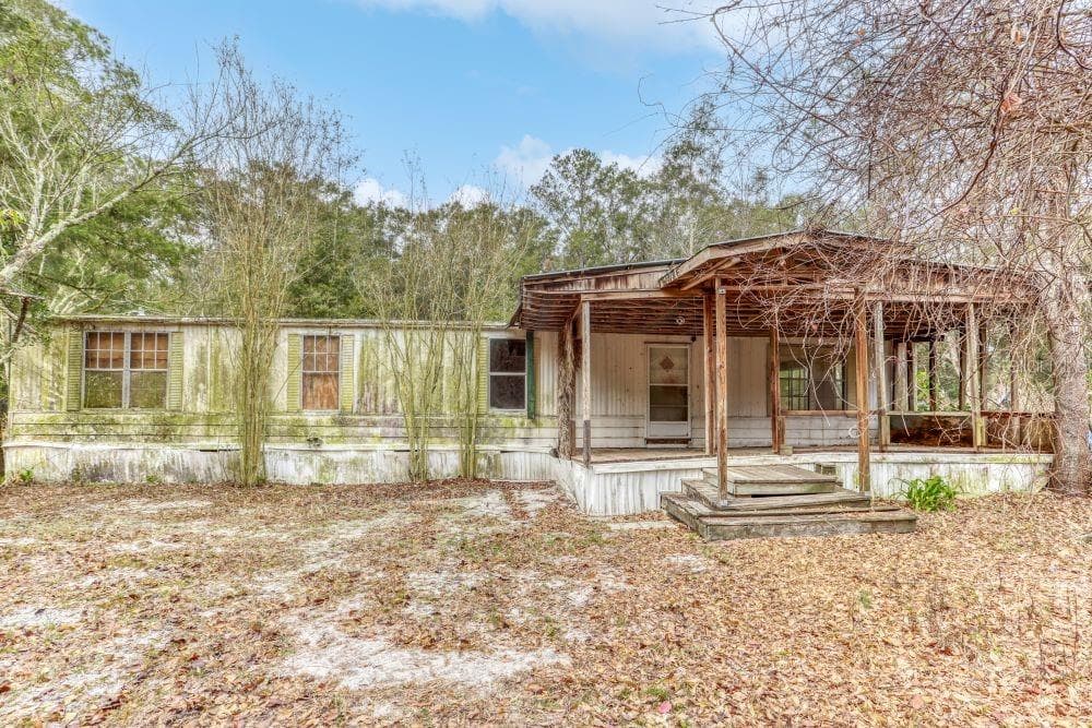 326 SE JEFFERSON GLEN HIGH SPRINGS, FL 32643