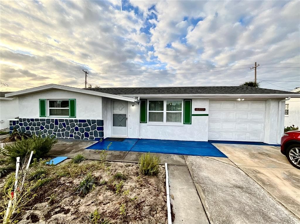 4810 FLORA AVENUE HOLIDAY, FL 34690