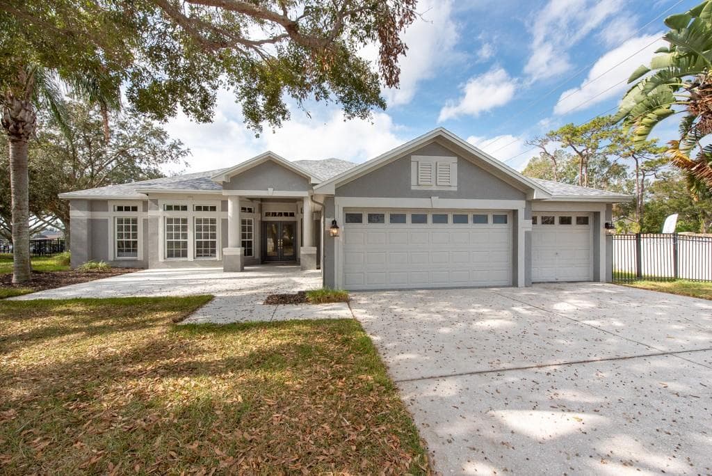 4017 EAGLEFLIGHT LANE LAND O LAKES, FL 34639