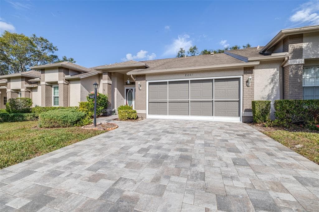 8041 GREEN PINES TERRACE SPRING HILL, FL 34606