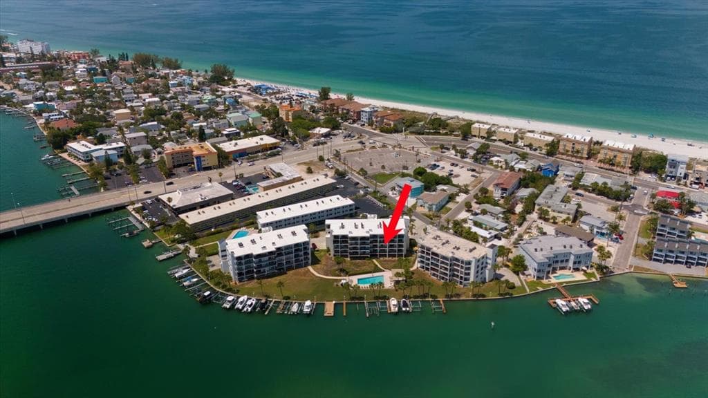 9815 HARRELL AVENUE UNIT 302 TREASURE ISLAND, FL 33706