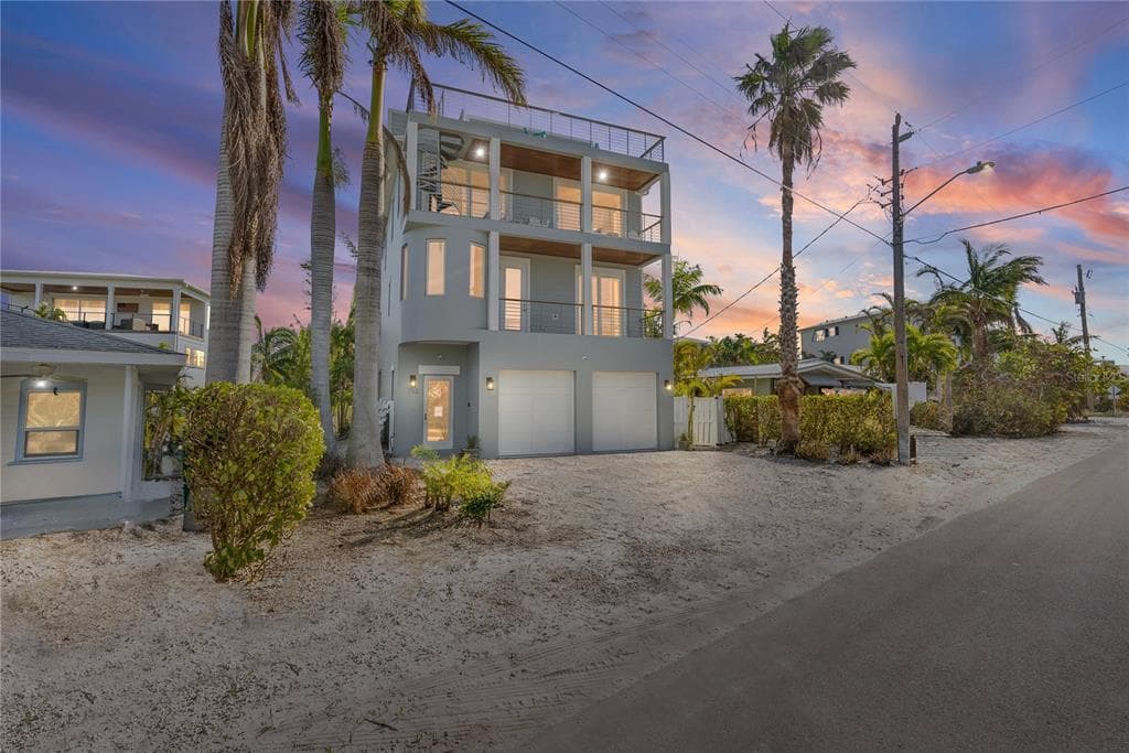 752 N SHORE DRIVE ANNA MARIA, FL 34216