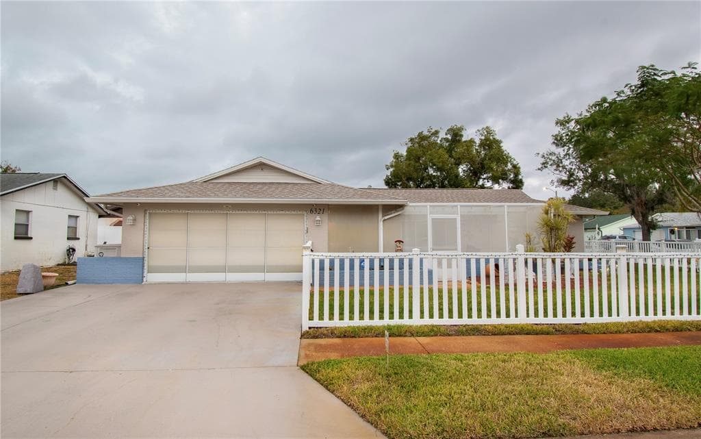 6321 STAUNTON DRIVE HOLIDAY, FL 34690