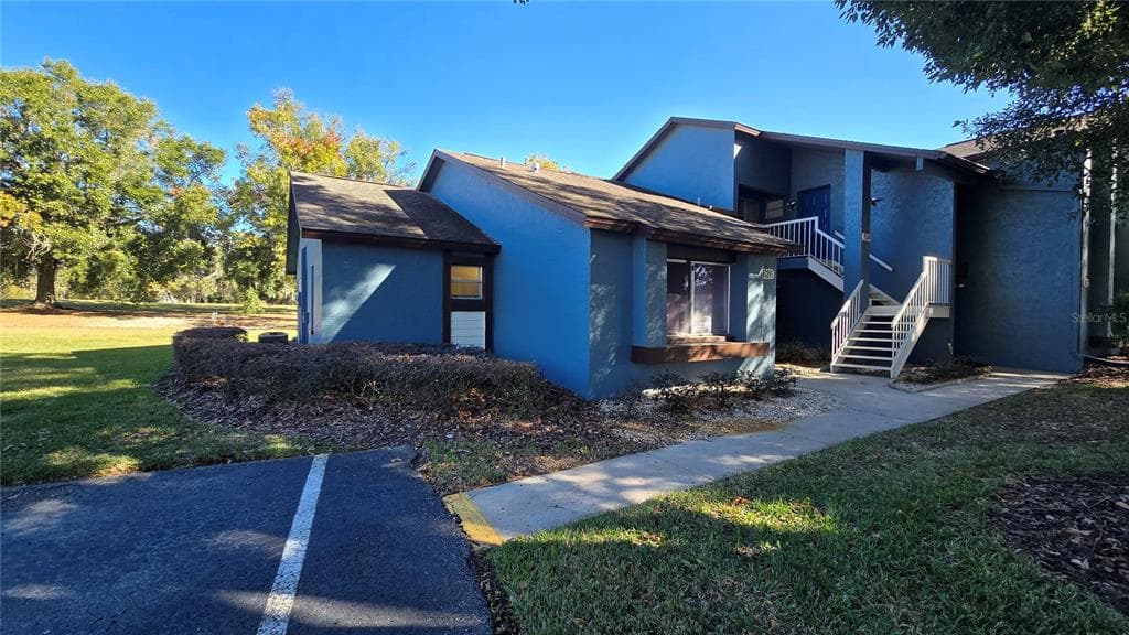 7626 ST ANDREWS BOULEVARD UNIT 7626 WEEKI WACHEE, FL 34613