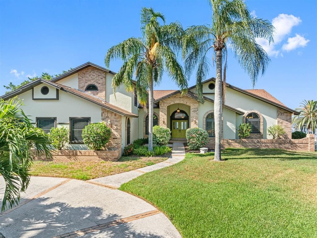 1589 MARY LANE TARPON SPRINGS, FL 34689