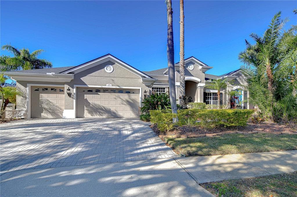 20953 BROADWATER DRIVE LAND O LAKES, FL 34638