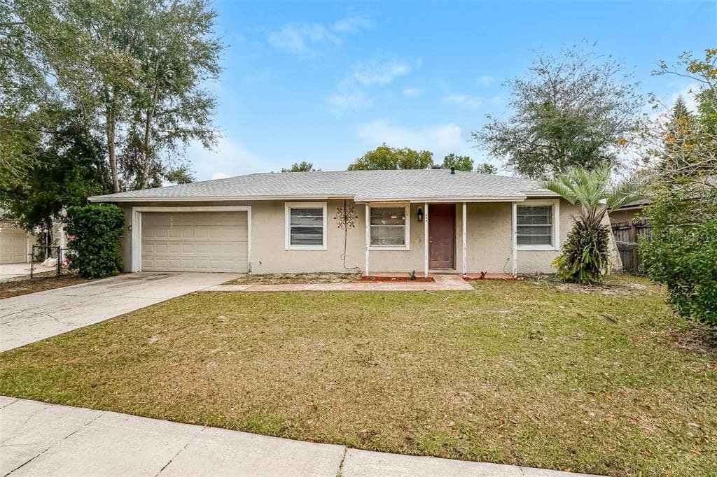 127 HIDDEN LAKE DRIVE SANFORD, FL 32773