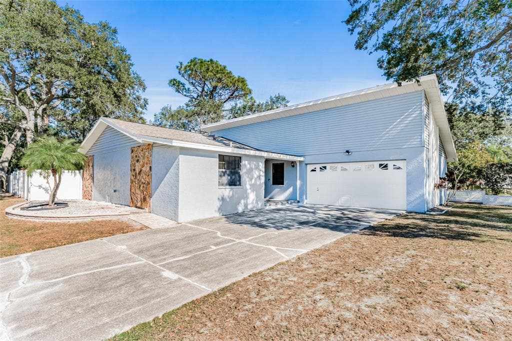 11445 60TH STREET N PINELLAS PARK, FL 33782
