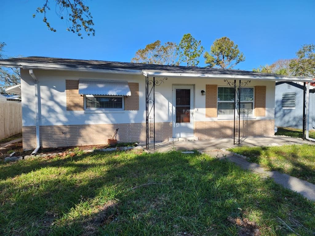 3015 CLINTON STREET S GULFPORT, FL 33707