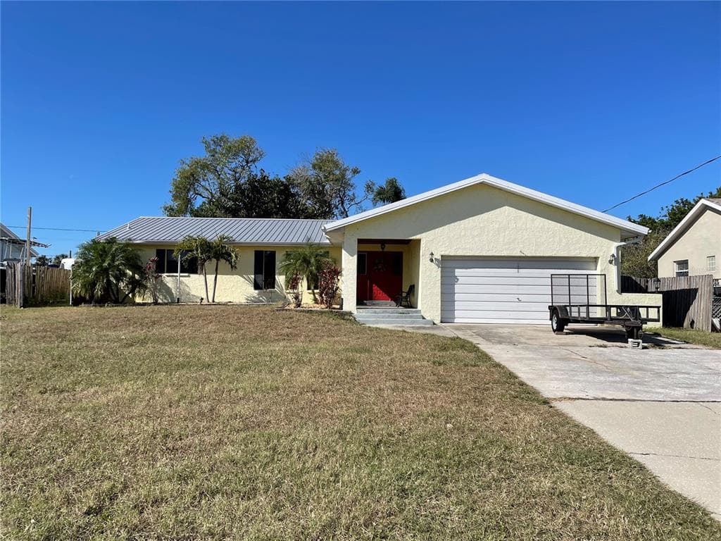 6244 FAIRWAY BOULEVARD APOLLO BEACH, FL 33572