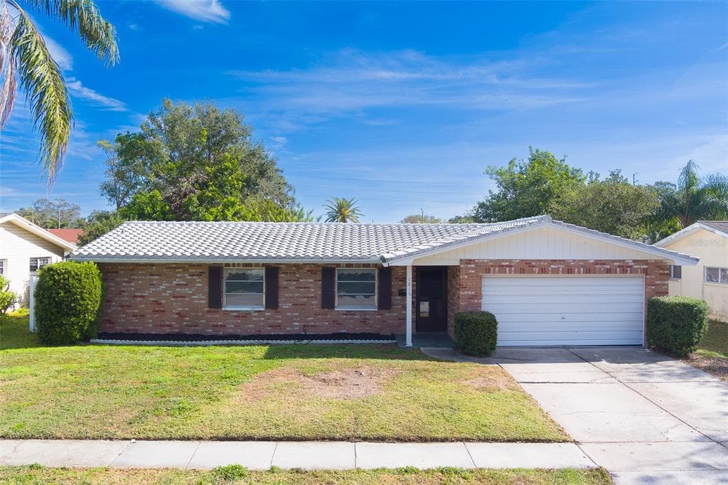 1815 ELMHURST DRIVE CLEARWATER, FL 33765