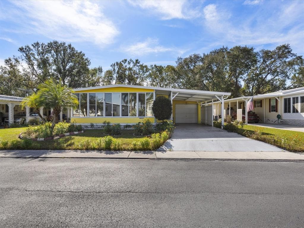 38504 MONET DRIVE ZEPHYRHILLS, FL 33540