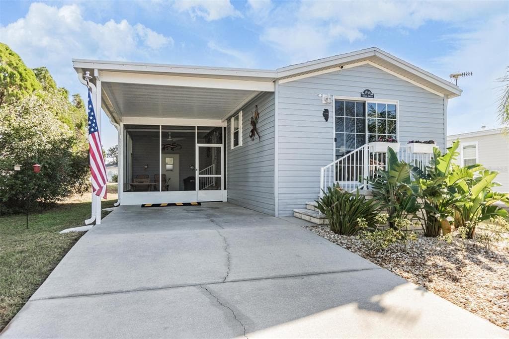3836 CHRIS DRIVE WESLEY CHAPEL, FL 33543