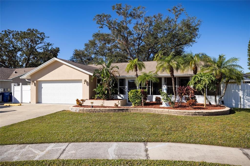 10026 83RD CIRCLE SEMINOLE, FL 33777