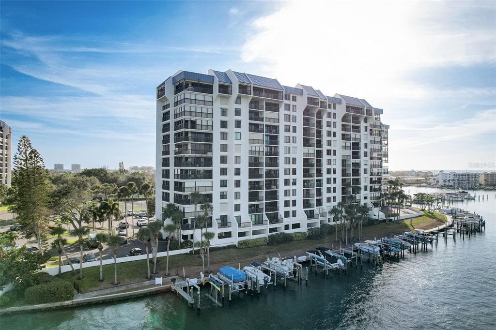 9495 BLIND PASS ROAD UNIT 706 ST PETE BEACH, FL 33706