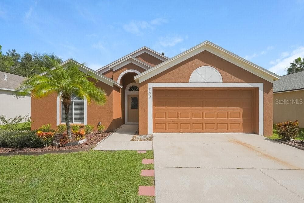 7604 BRISTOL PARK DRIVE APOLLO BEACH, FL 33572