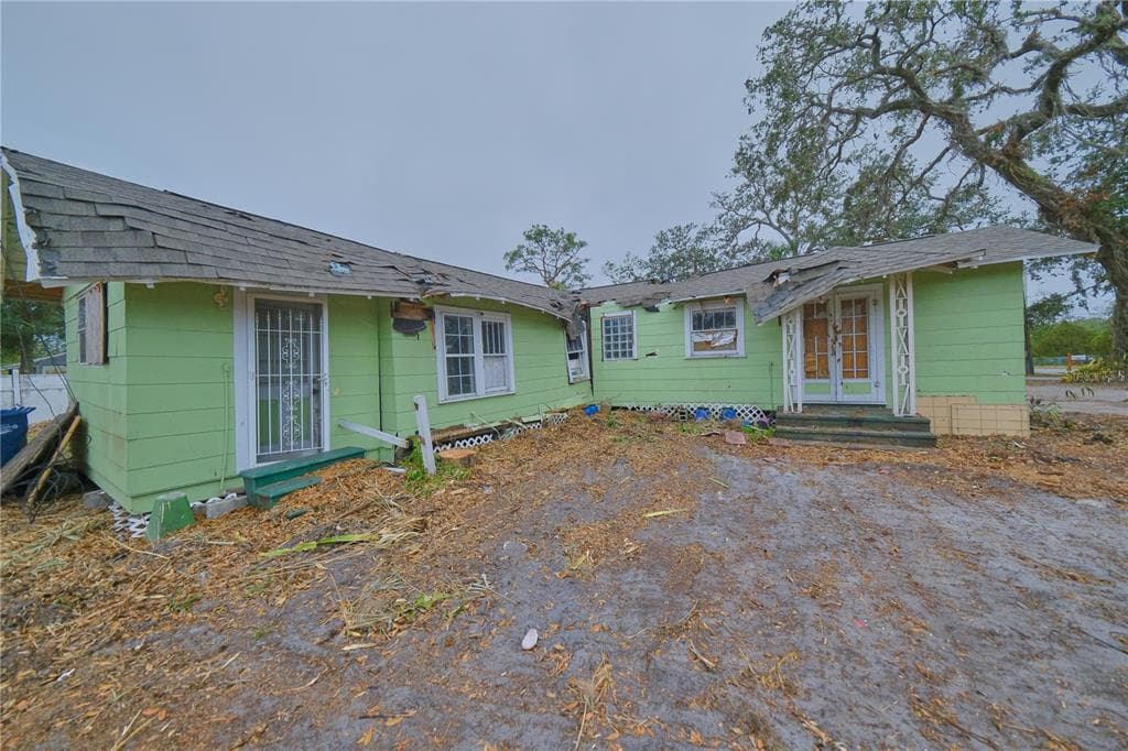2028 30TH AVENUE E BRADENTON, FL 34208
